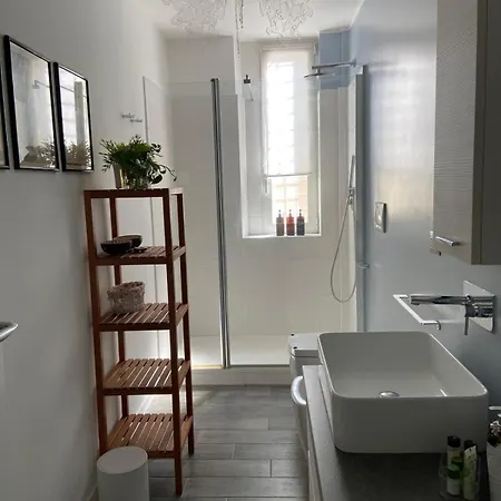 Station Apartman Milánó